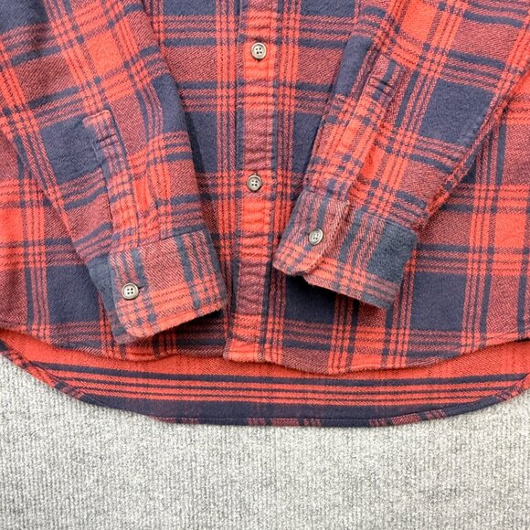 Uniqlo Thick Flannel Plaid Button Up Shirt Shacket Red Blue Cabincore Mens M - Picture 3 of 10